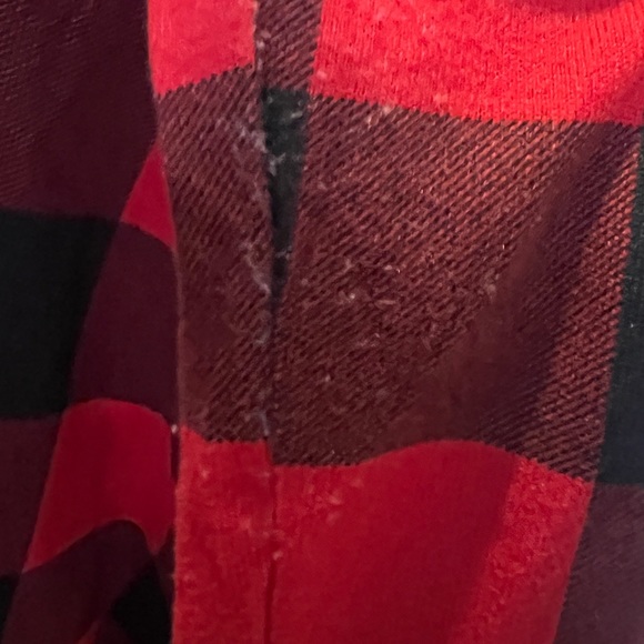 Red plaid tunic with Rose Gold sequin pocket accent by Grace & Emma Size Medium - Picture 8 of 9